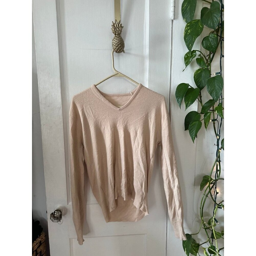 Men’s size medium tan v-neck sweater
